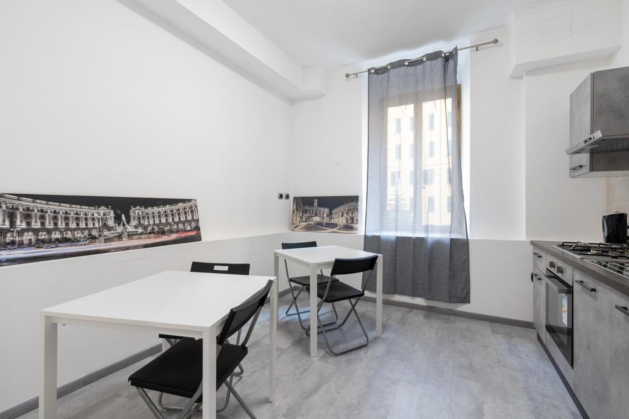 Casa de hóspedes Amazing Near To Colosseo And Subway Roma